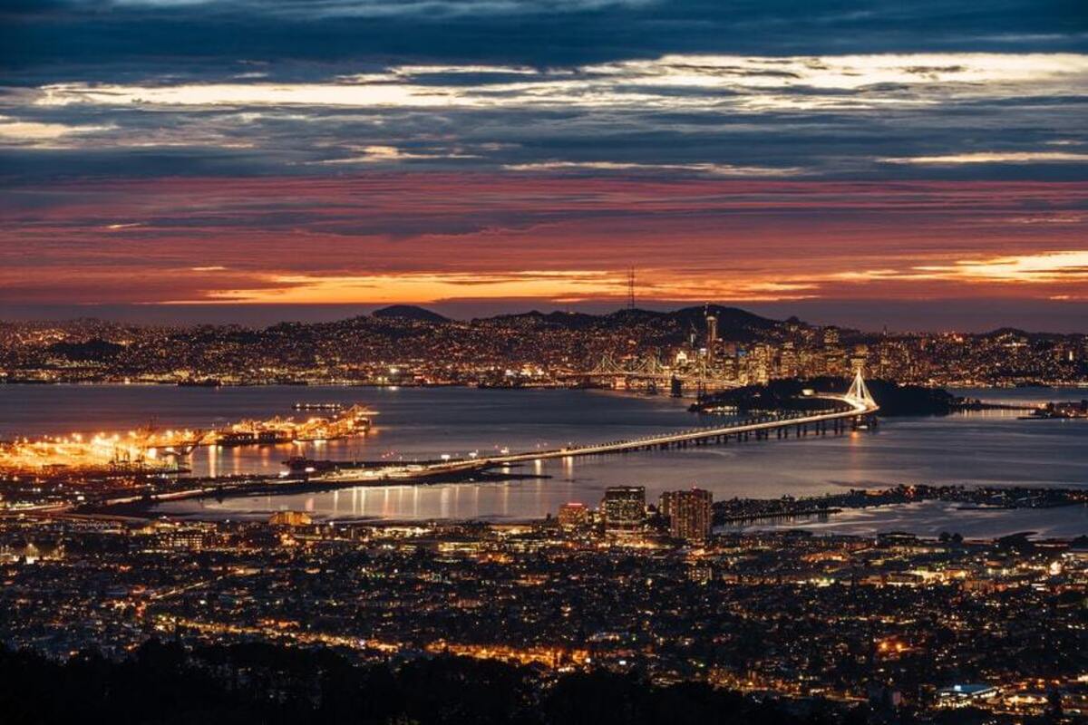 OAKLAND