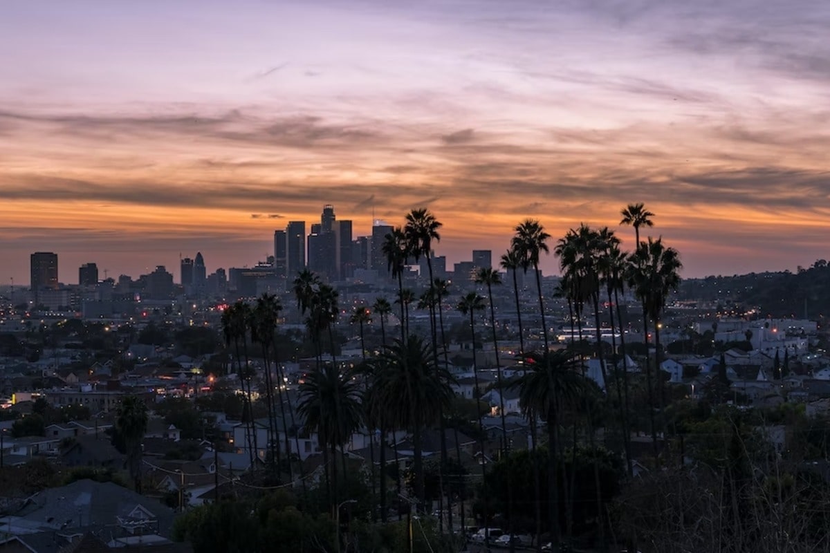 MOVING FROM LOS ANGELES TO CHICAGO