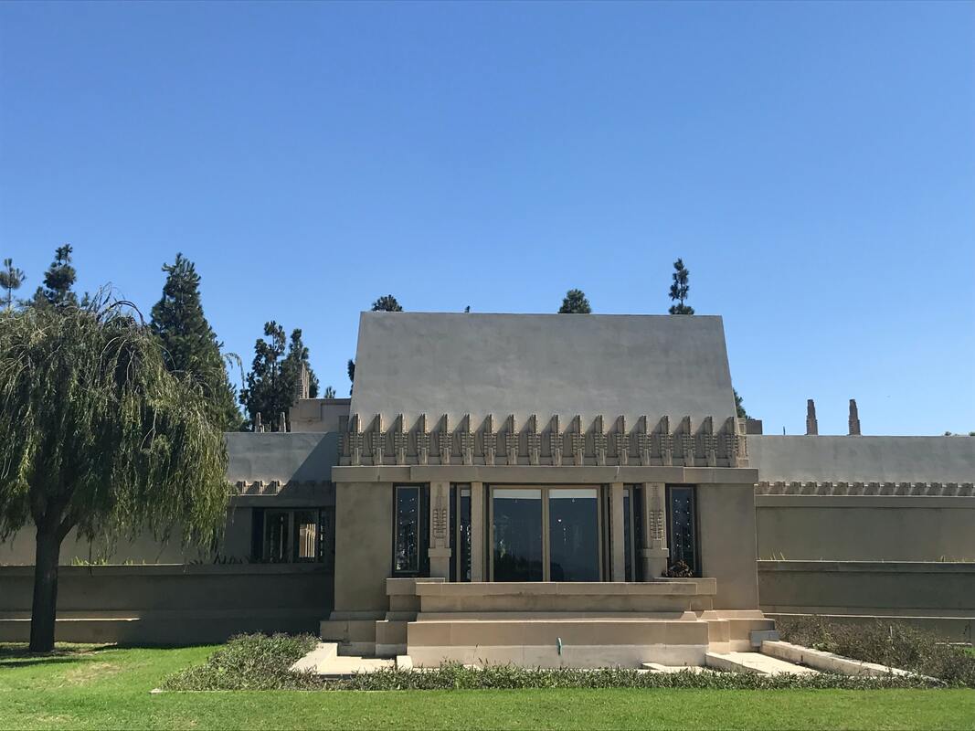 Hollyhock House